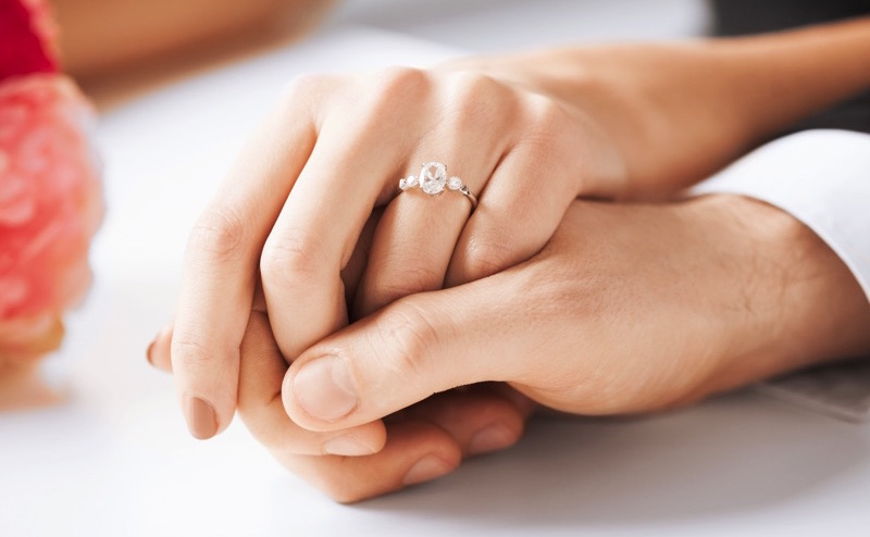 Boda anillo de compromiso